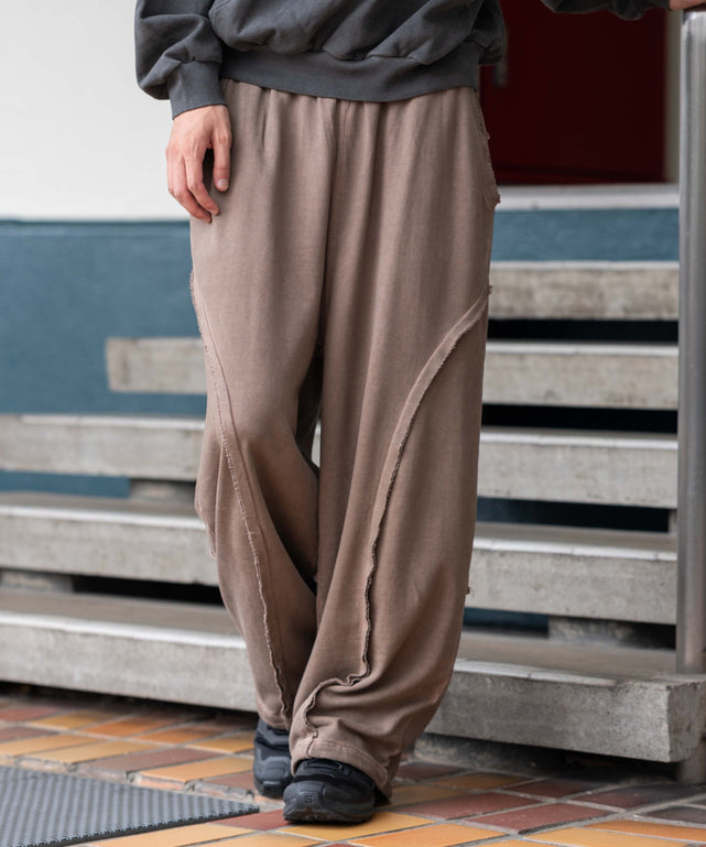 ブラウン　モデル：180㎝　L着用