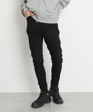 ブラック モデル：175cm L着用