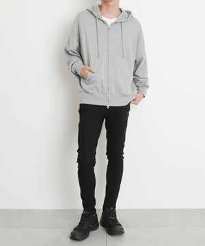 ブラック モデル：175cm L着用