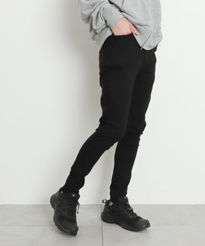 ブラック モデル：175cm L着用