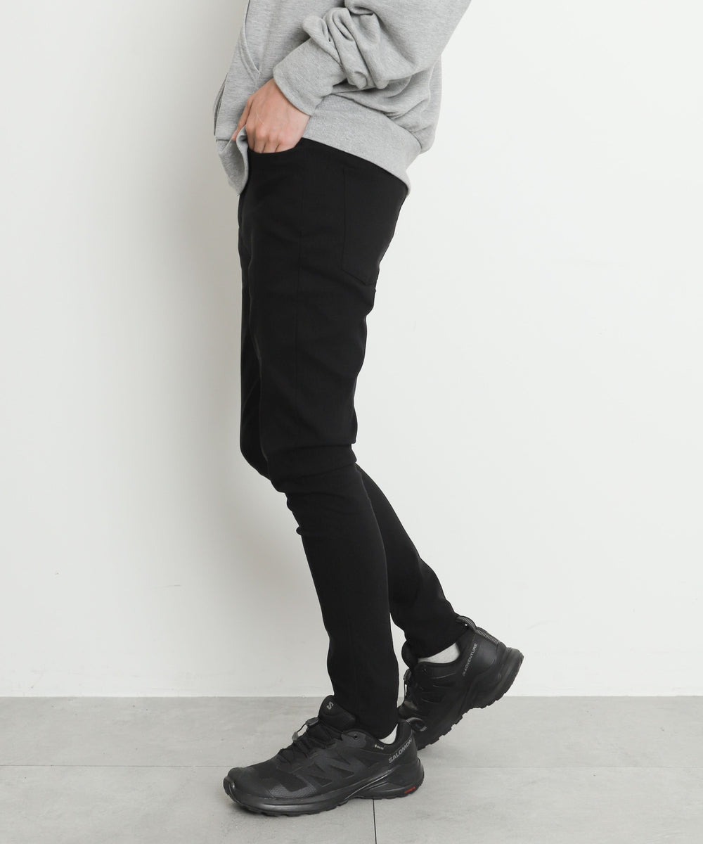 ブラック モデル：175cm L着用