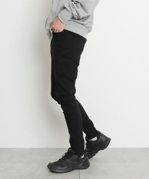 ブラック モデル：175cm L着用