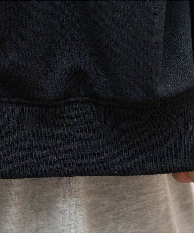 モチーフロゴポロスウェット