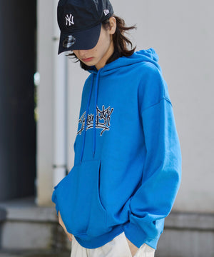 ブルー モデル：175cm L着用