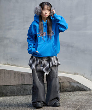 ブルー　モデル：159cm M着用