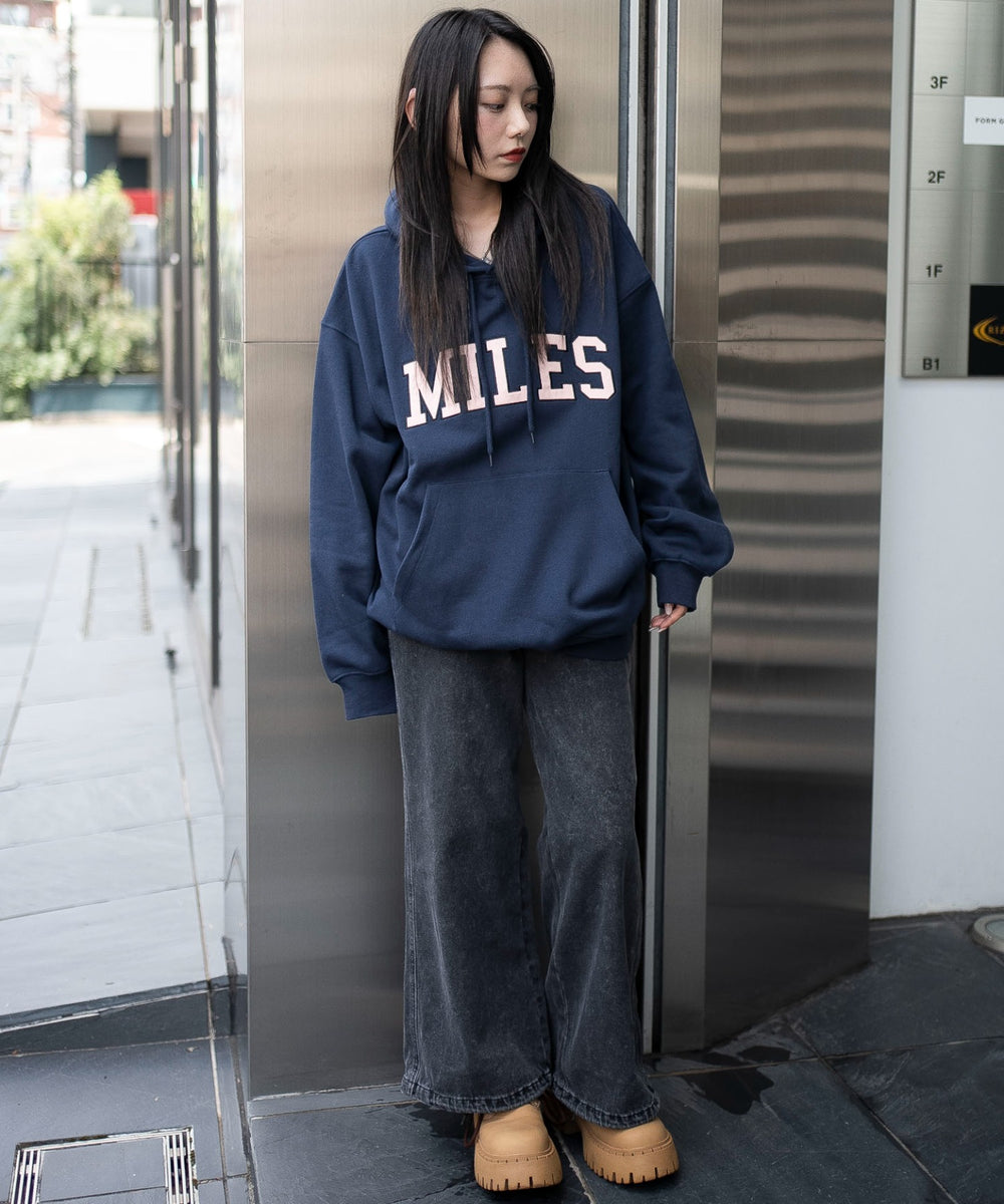 ネイビー　モデル：159cm M着用