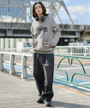 グレー モデル：175cm L着用