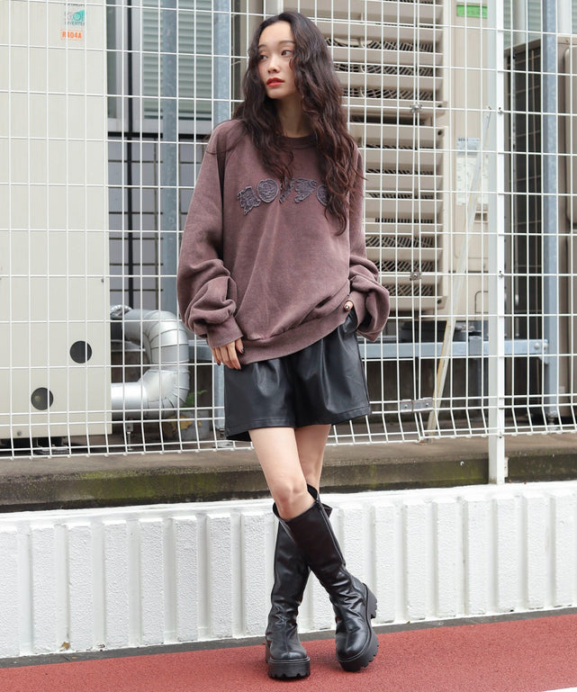 レッドソノタ　モデル：161cm L着用