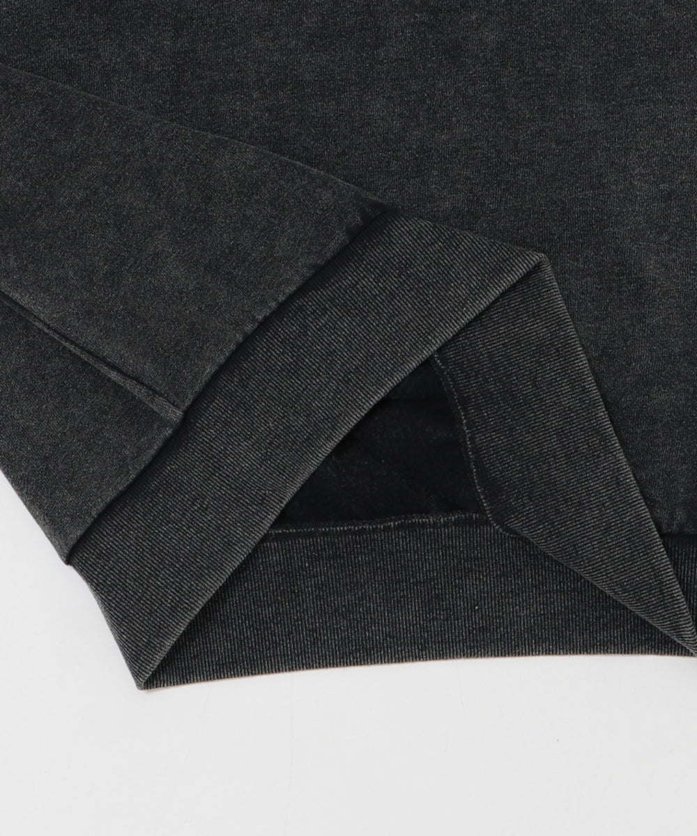 裏起毛ショートグラフィックプルオーバー