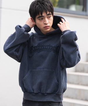 ネイビー モデル：180cm L着用