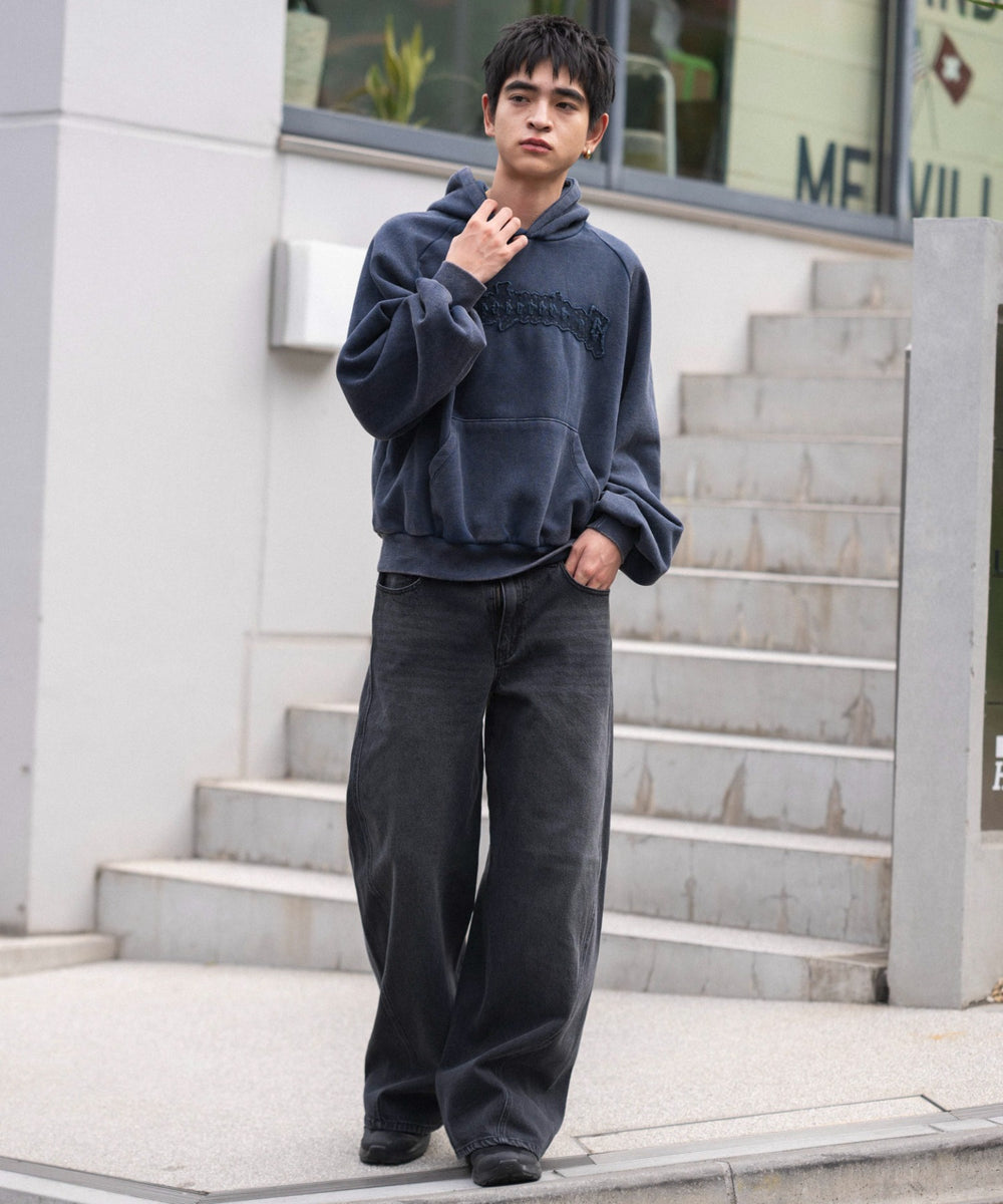 ネイビー モデル：180cm L着用