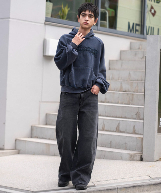 ネイビー モデル：180cm L着用