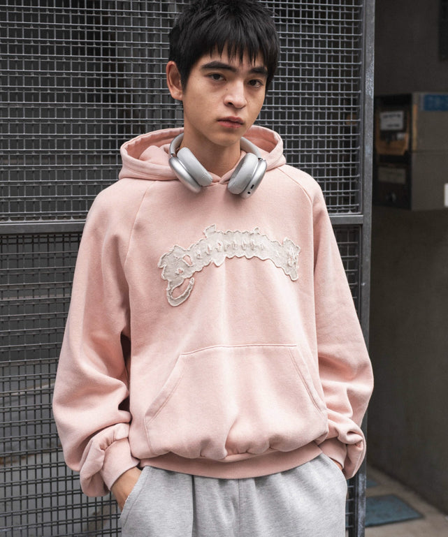 ピンク モデル：180cm L着用