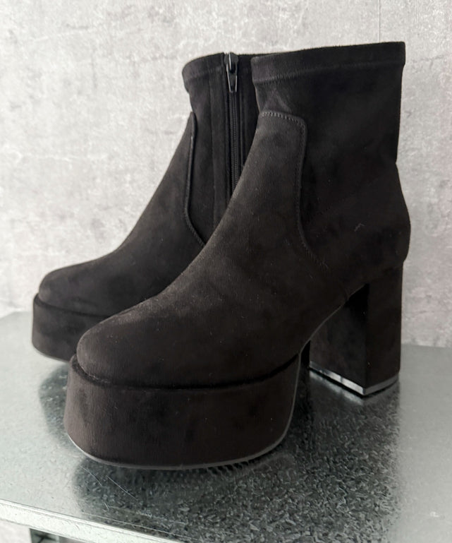 ブラックソノタ（スエード）