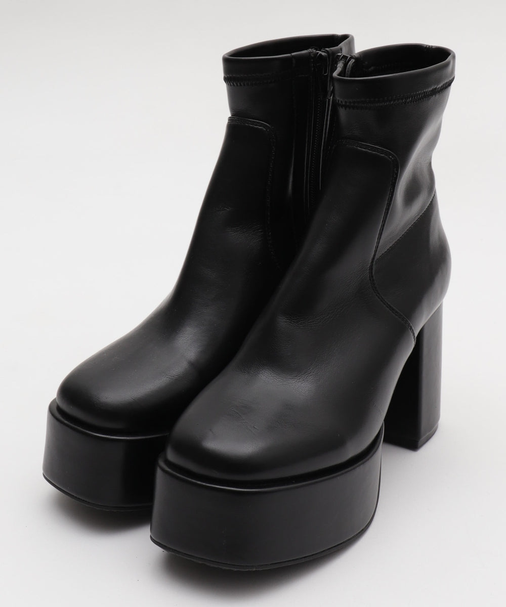 ブラック（PU）