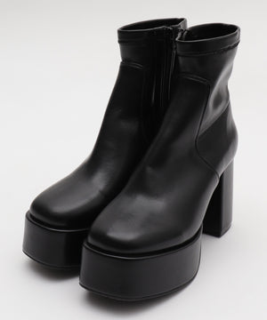 ブラック（PU）