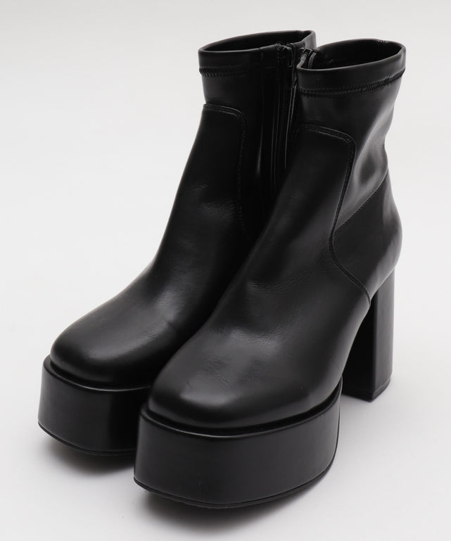 ブラック（PU）