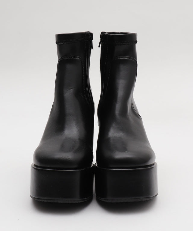 ストレッチヒールショートブーツ