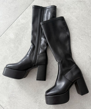 ブラック（PU）