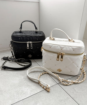 メタルパーツキルティングバニティショルダー