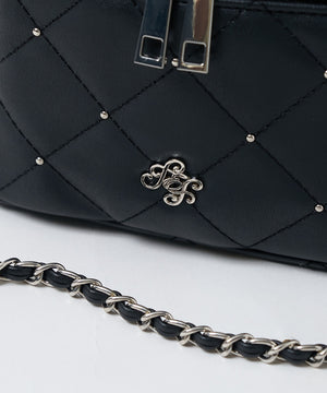 メタルパーツキルティングバニティショルダー