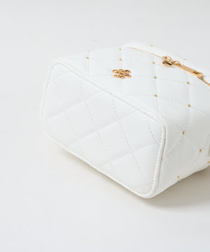 メタルパーツキルティングバニティショルダー