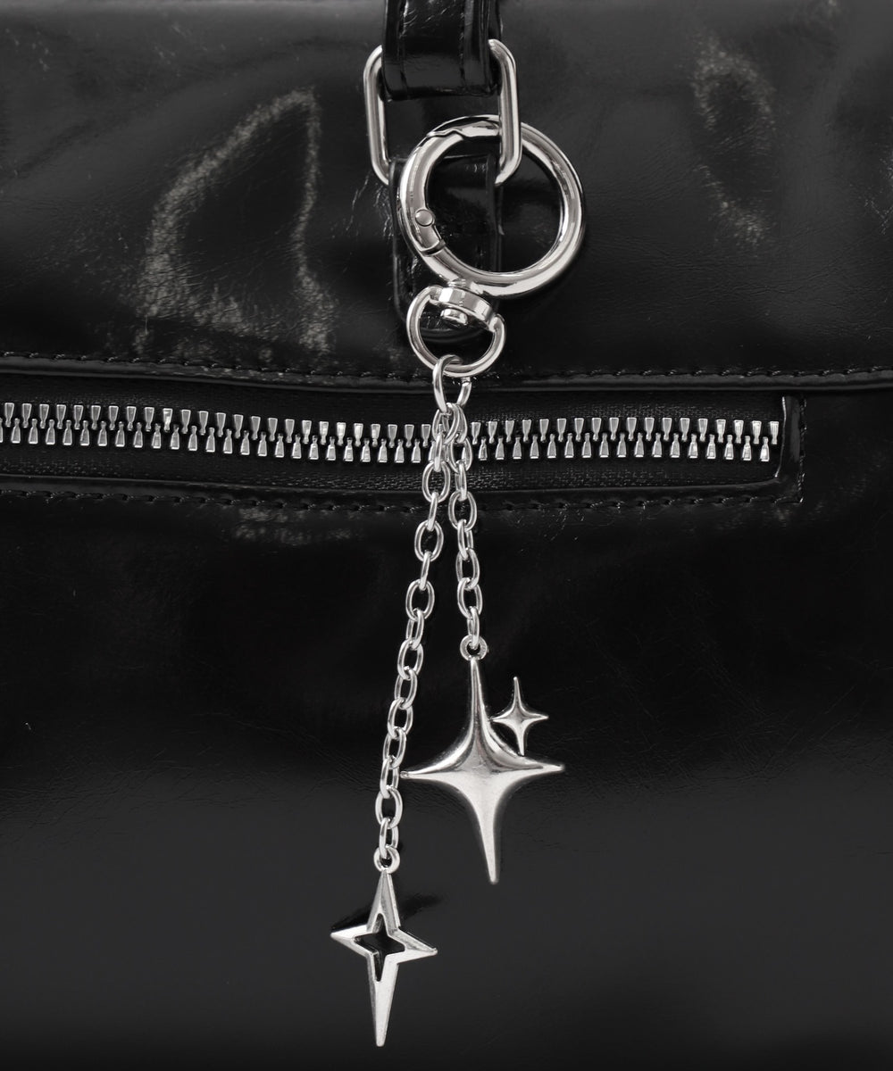 キラキラチャーム付きドラムボストンバッグ