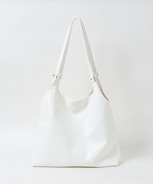 トライアングルトート