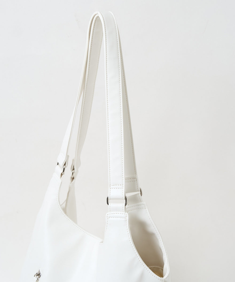 トライアングルトート