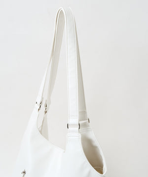 トライアングルトート