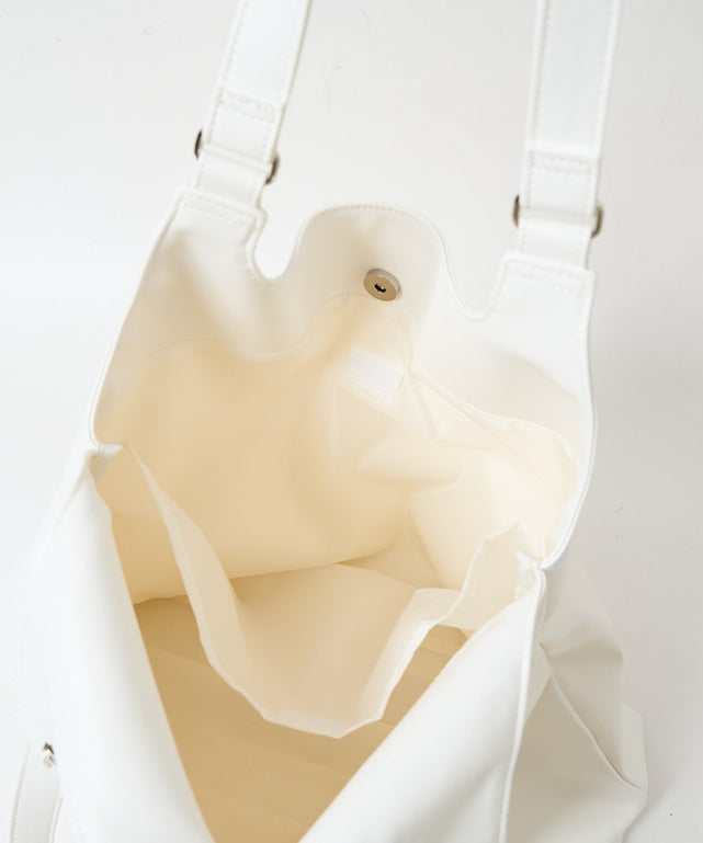 トライアングルトート