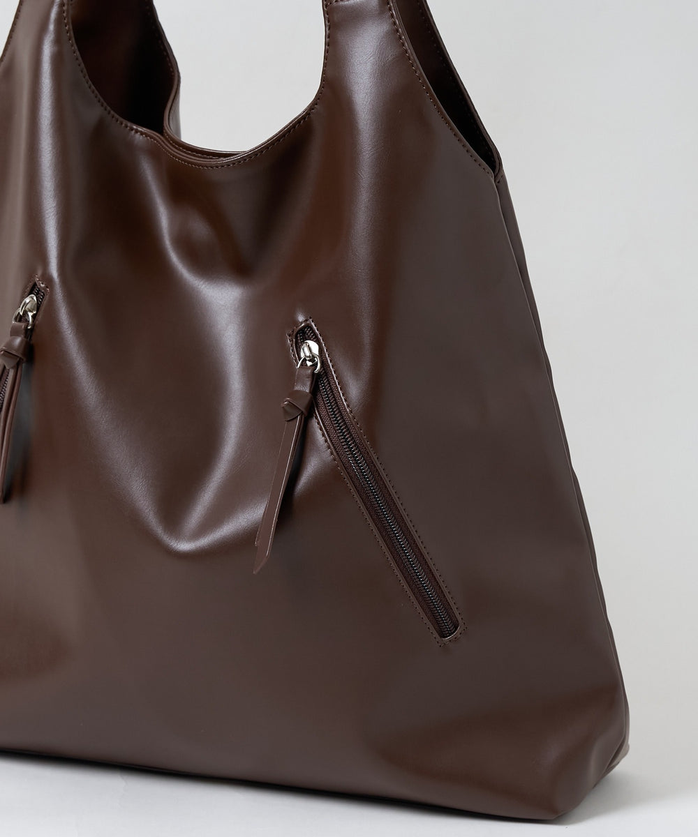 トライアングルトート