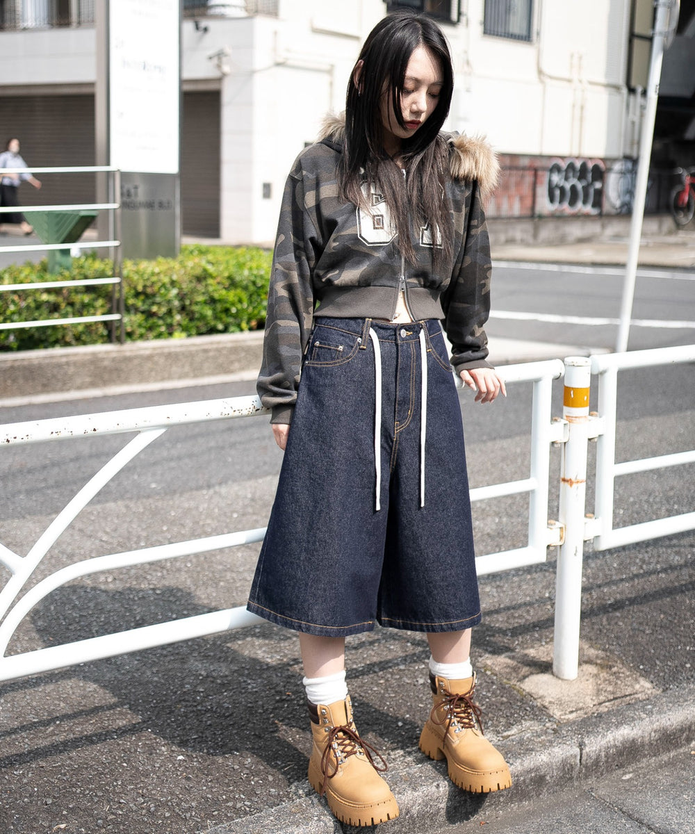 デニムインディゴ　モデル：159cm M着用