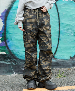 柄１　モデル：159cm M着用