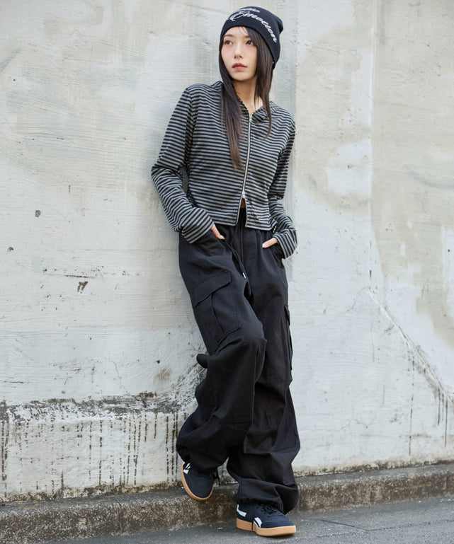 ブラック　モデル：159cm M着用