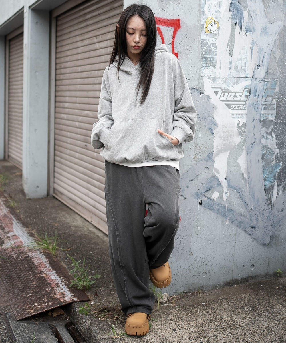 杢グレー　モデル：159cm M着用