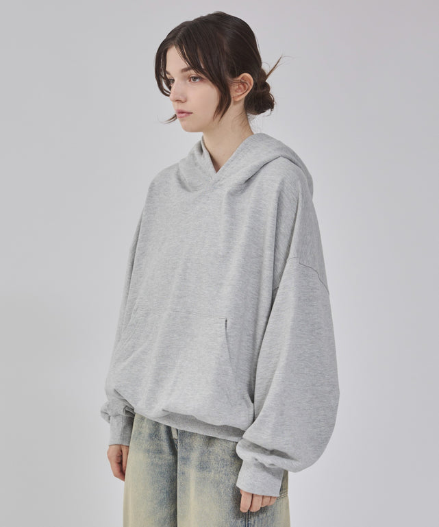 杢グレー モデル：162cm 　M着用