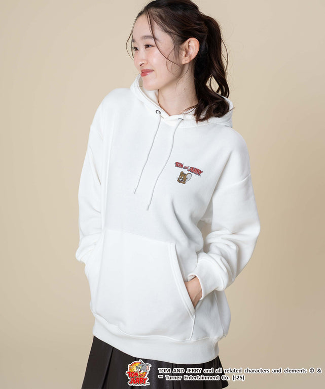 ホワイト モデル：163cm M着用