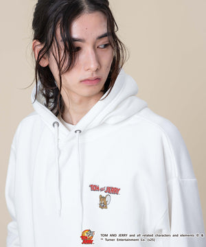 ホワイト モデル：175cm L着用