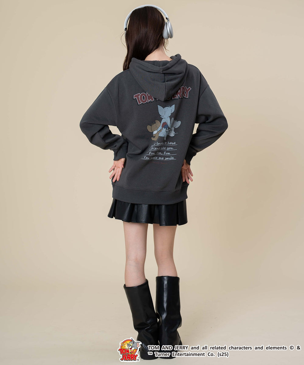 スミクロ モデル：163cm M着用