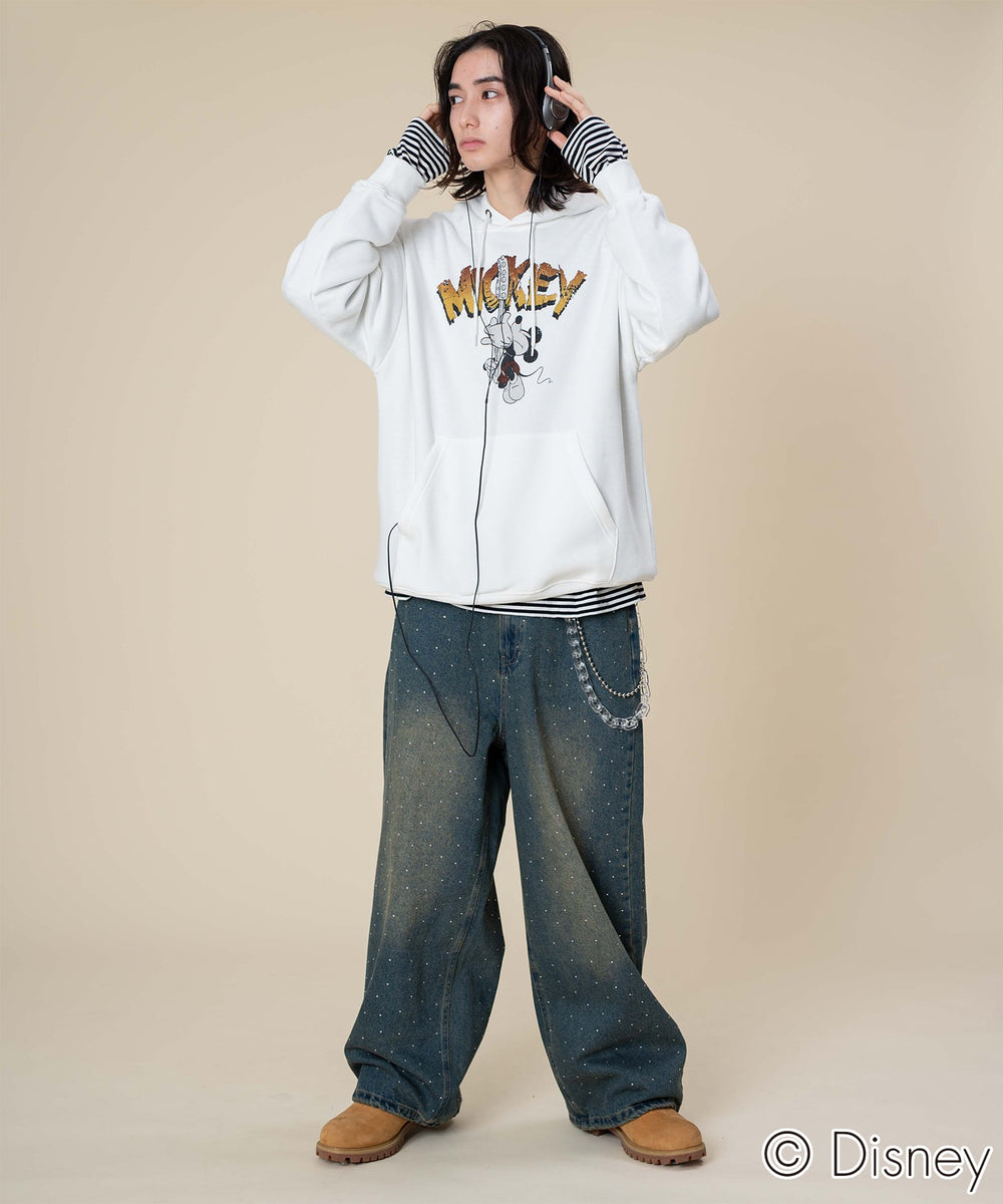 ホワイト モデル：175cm L着用