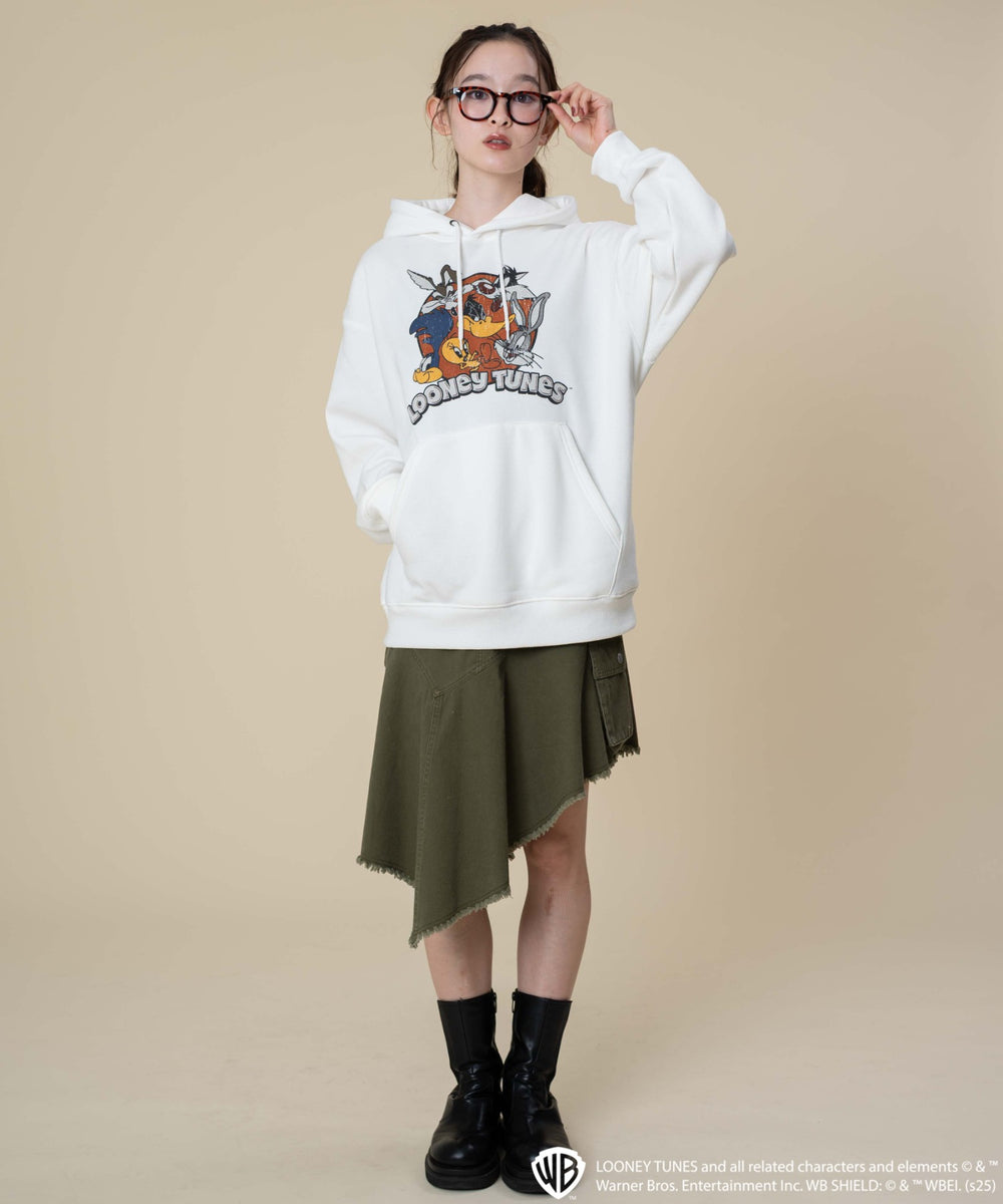 ホワイト モデル：163cm M着用