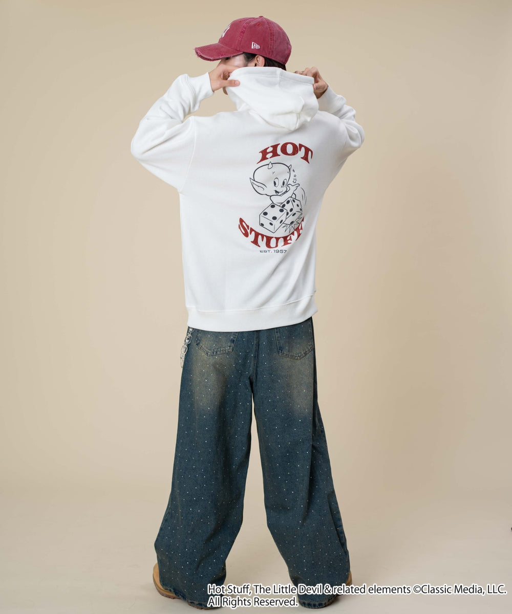 ホワイト モデル：175cm L着用