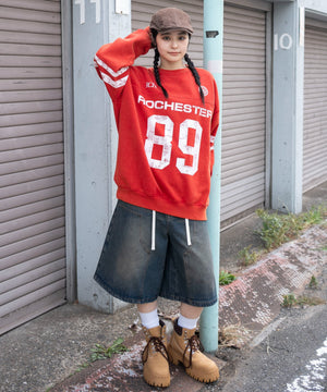 レッド　モデル：161cm L着用