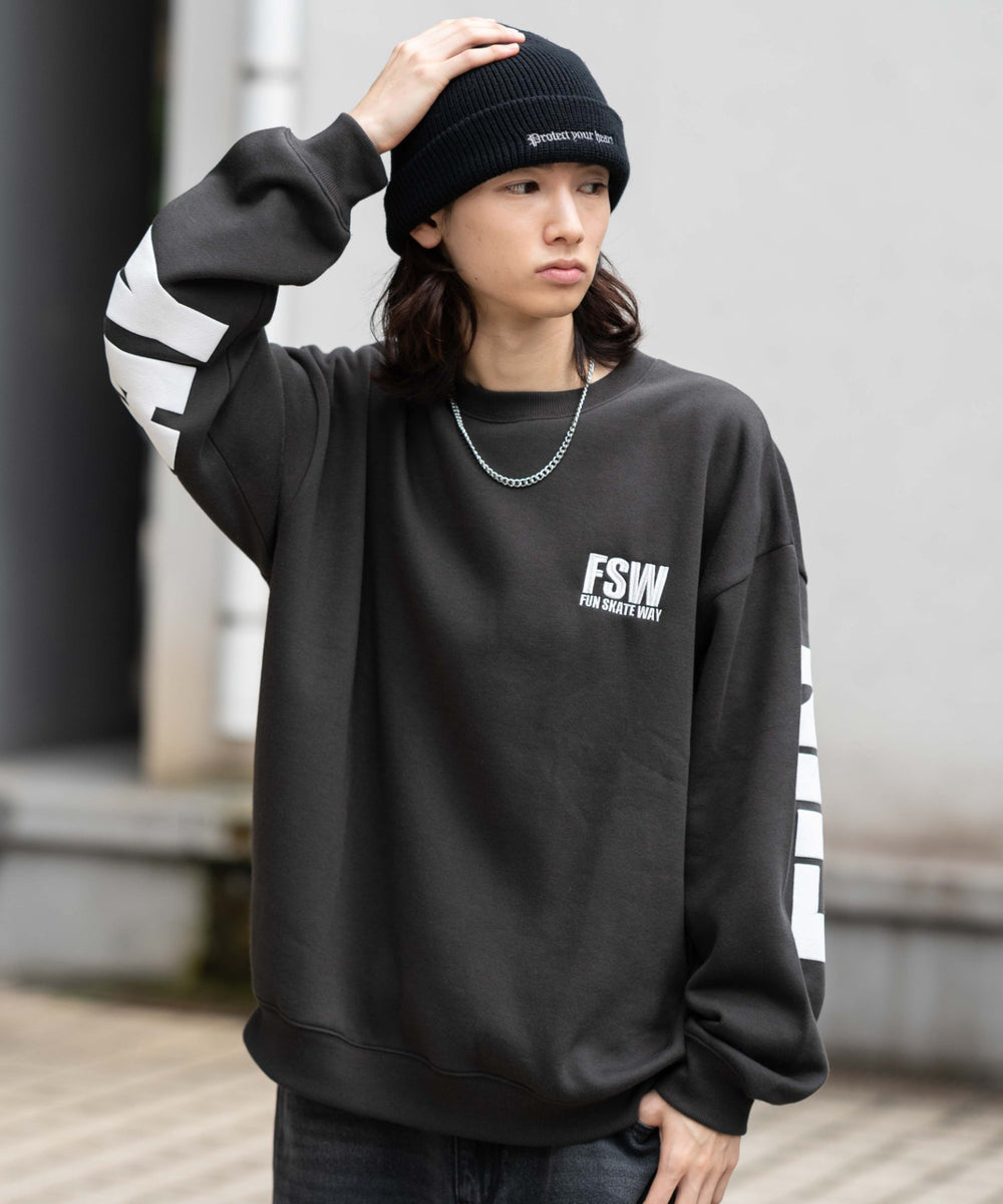 チャコール モデル：175cm L着用