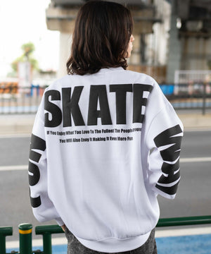 ホワイト モデル：175cm L着用