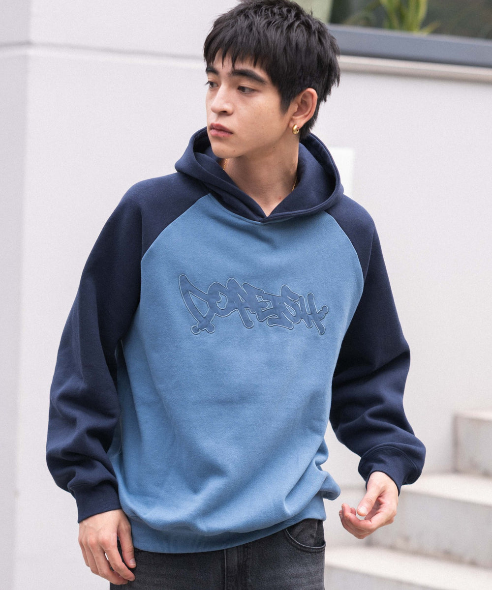 ブルー モデル：180cm L着用