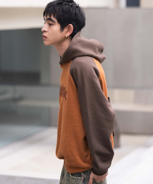 ブラウン モデル：180cm L着用