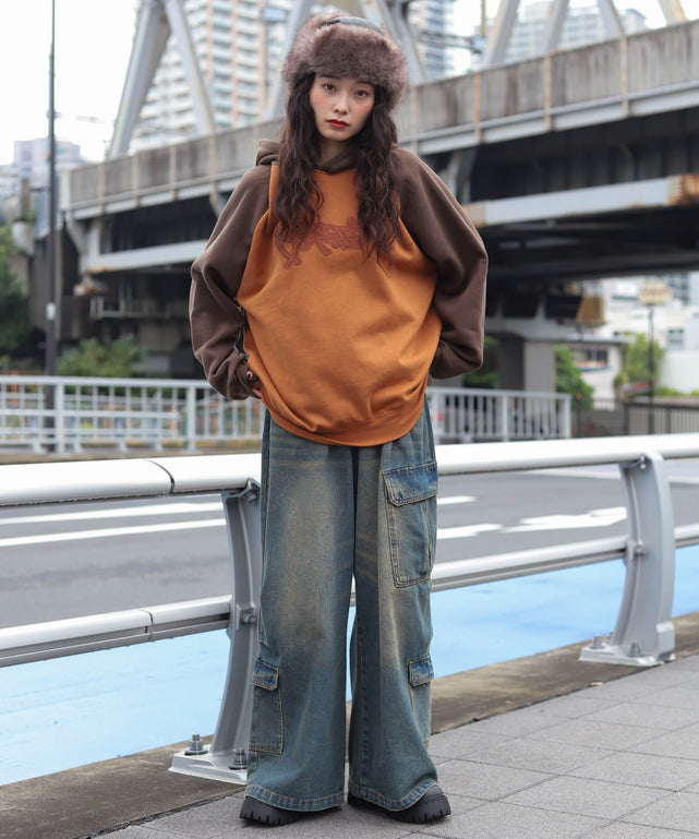 ブラウン　モデル：161cm L着用