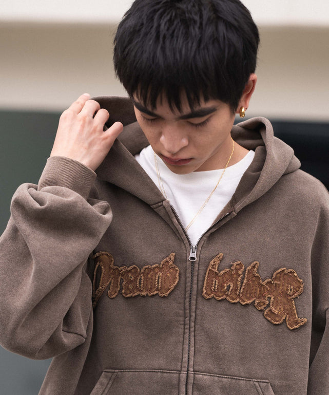 ブラウン モデル：180cm L着用